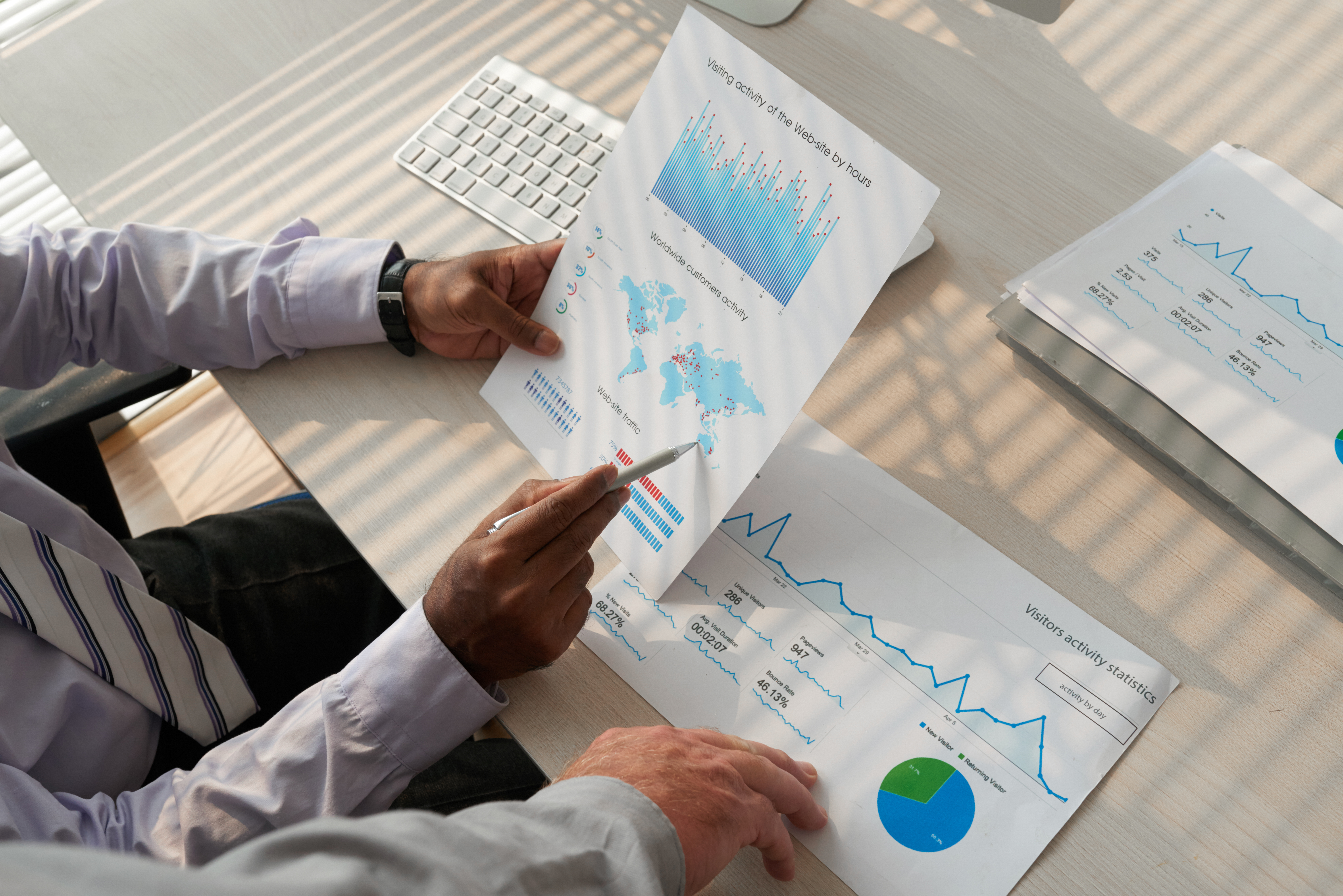 التقارير الذكية وهندسة قواعد البيانات